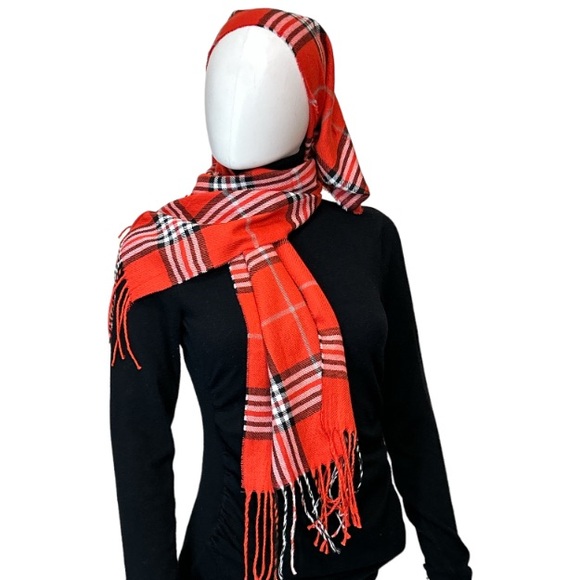 Tartan Plaid Scarf with fringe oblong 100% acrylic.Red white black 70 X 13 new - Picture 10 of 14